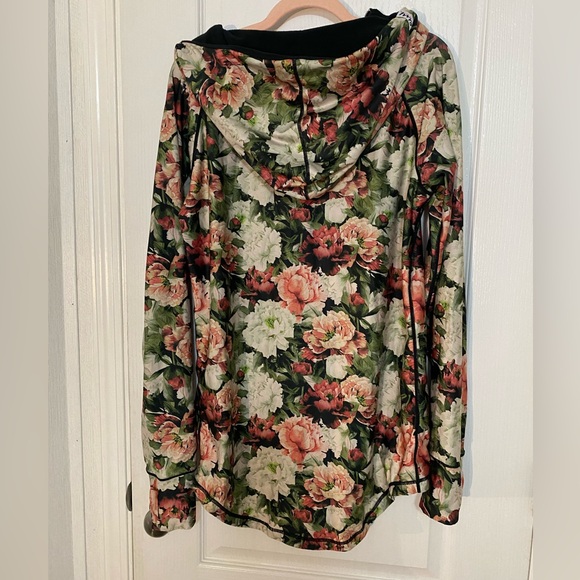 Eivy base layer Hoodie - Picture 3 of 4